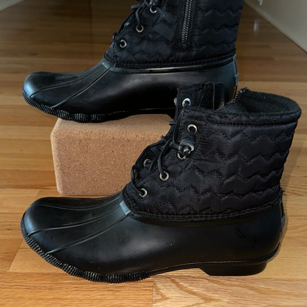 Sperry Saltwater Black and Quilted Nylon Duck Boots Size 11